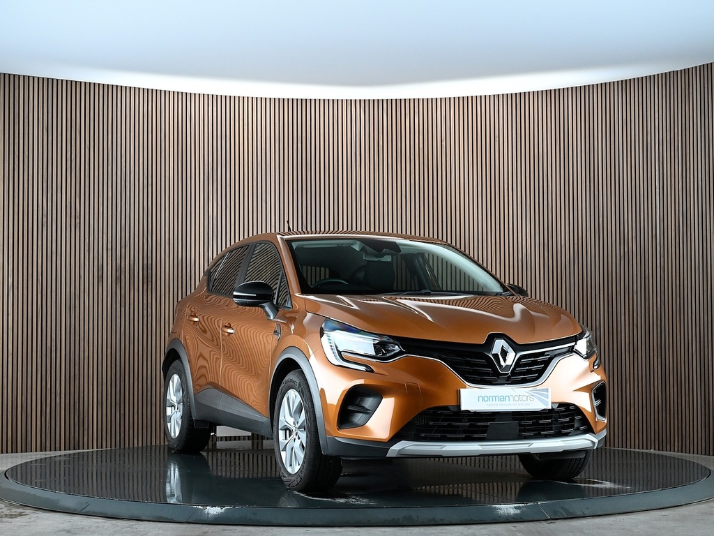 Renault Captur 1.3 Tce Iconic Suv Edc Euro 6 Ss 14 Orange #4