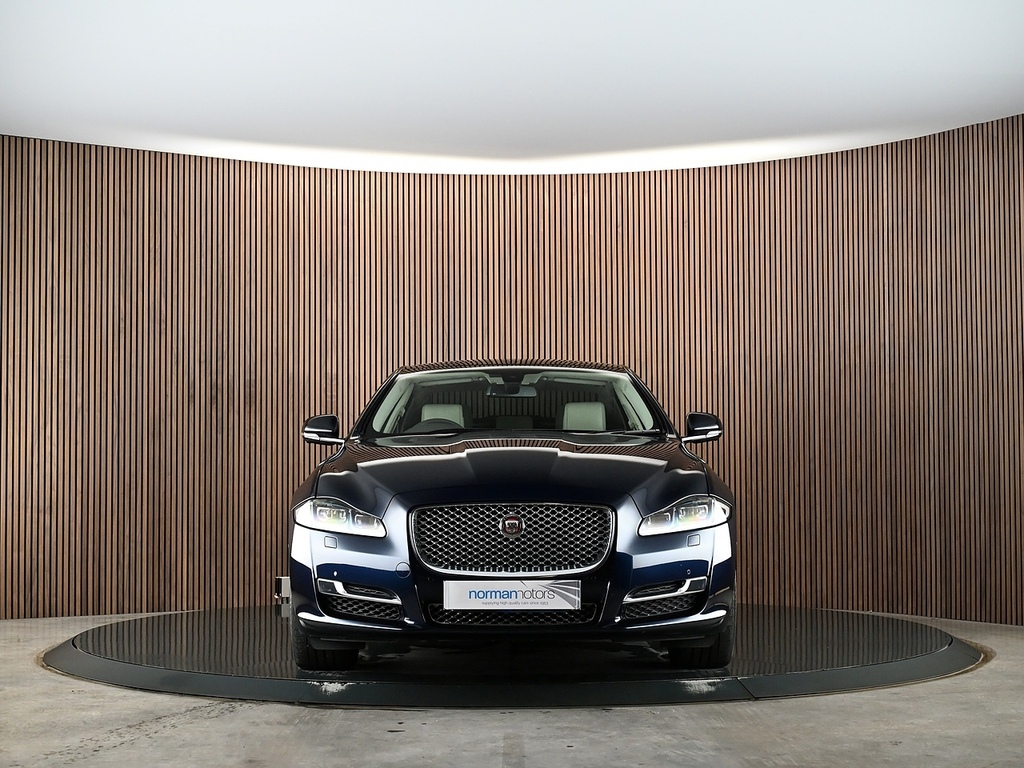 Jaguar XJ 3.0D V6 Portfolio Saloon Euro 6 S Blue #5