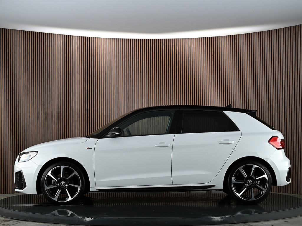 Audi A1 25 Tfsi Black Edition S Tronic  #11