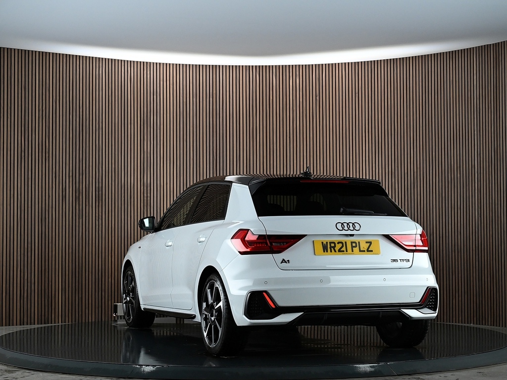 Audi A1 25 Tfsi Black Edition S Tronic  #7
