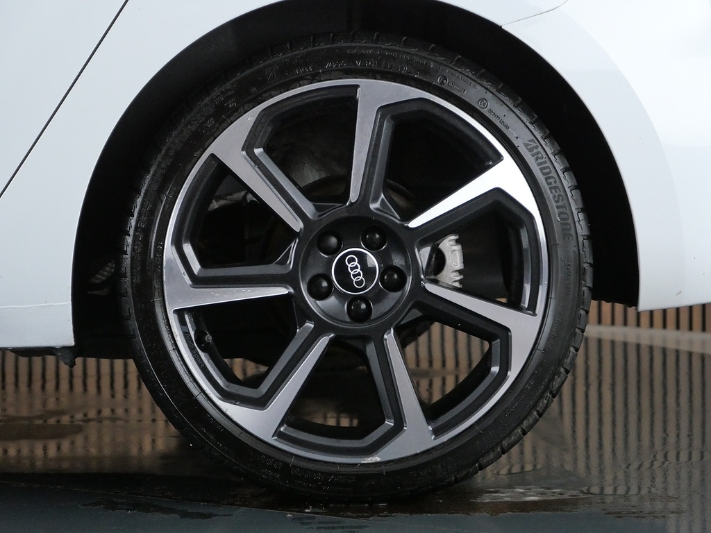 Audi A1 25 Tfsi Black Edition S Tronic  #40