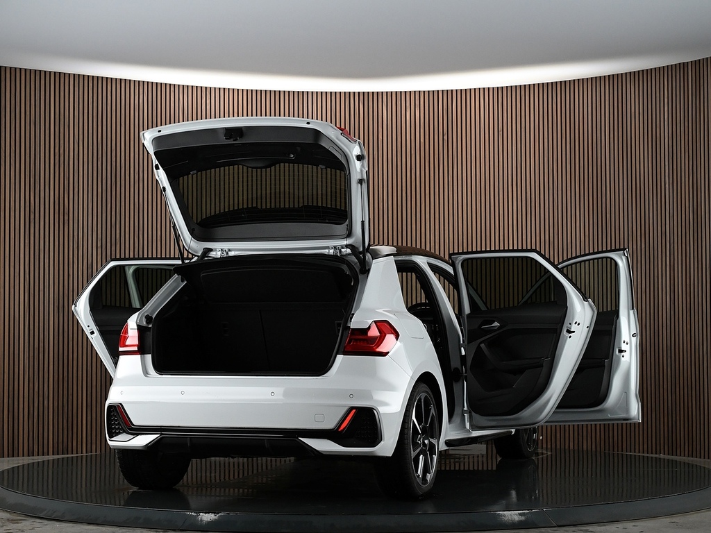 Audi A1 25 Tfsi Black Edition S Tronic  #17