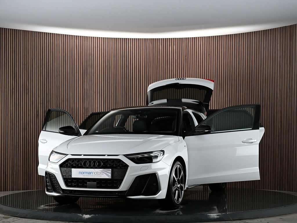 Audi A1 25 Tfsi Black Edition S Tronic  #14