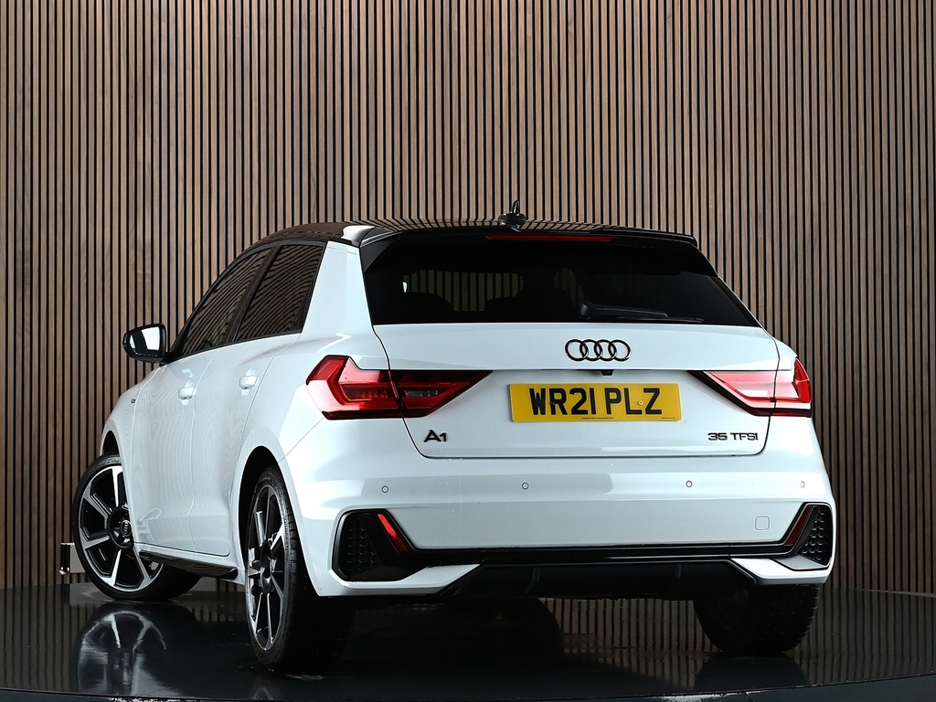 Audi A1 1.5 Tfsi 35 Black Edition Sportback S T White #2