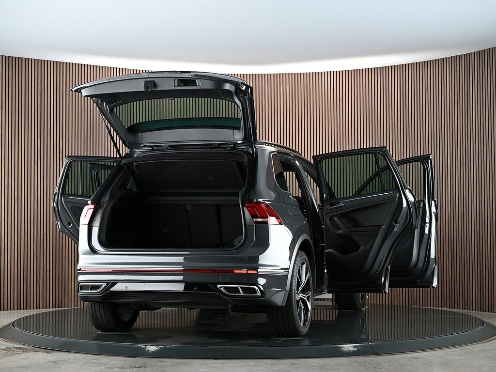 Volkswagen Tiguan 2023 Volkswagen Tiguan 2.0 Elegance Tdi 150 Dsg Blue #17