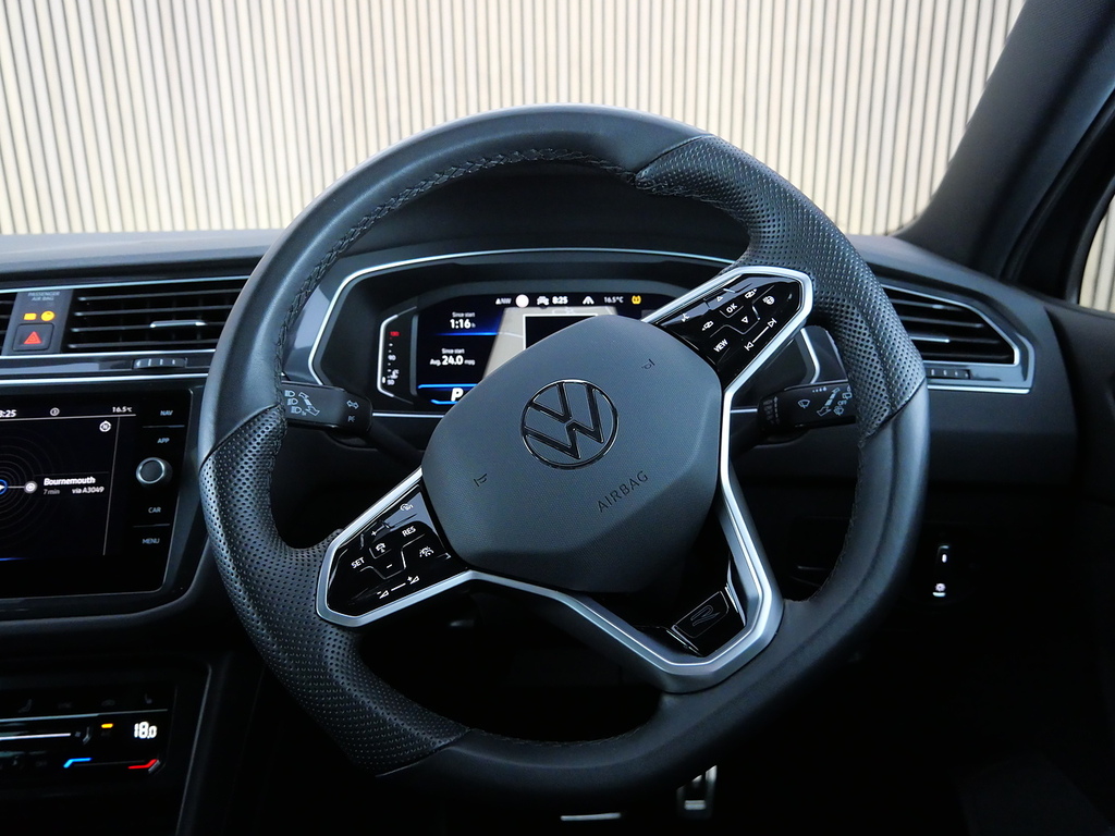 Volkswagen Tiguan 2023 Volkswagen Tiguan 2.0 Elegance Tdi 150 Dsg Blue #33