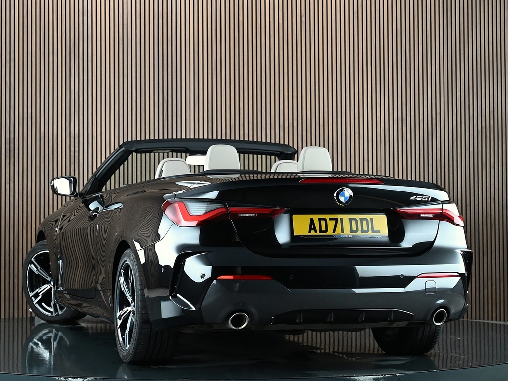 BMW 4 Series 420I M Sport Black #2
