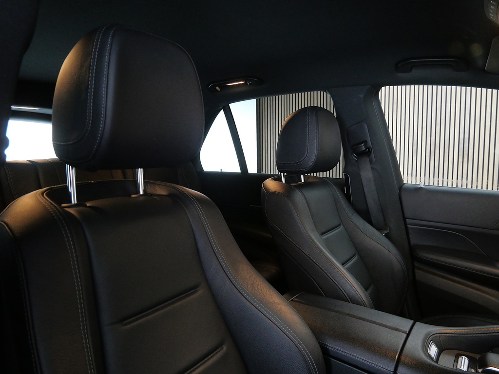 Mercedes-Benz GLE Class 350D 4Matic Amg Line 9G-tronic 7 Seat Black #27