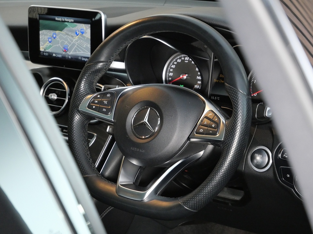 Mercedes-Benz GLC Class 2.0 Glc 250 4Matic Amg Line Premium 208 Bhp Blue #19
