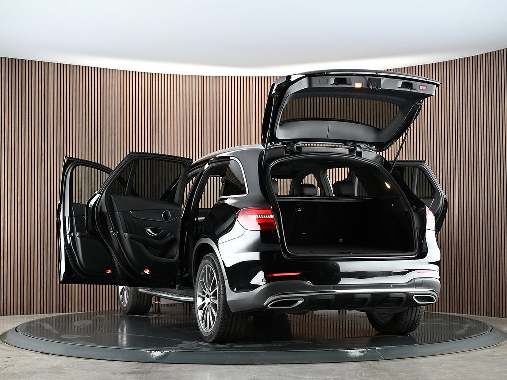 Mercedes-Benz GLC Class 2.0 Glc 250 4Matic Amg Line Premium 208 Bhp Blue #13
