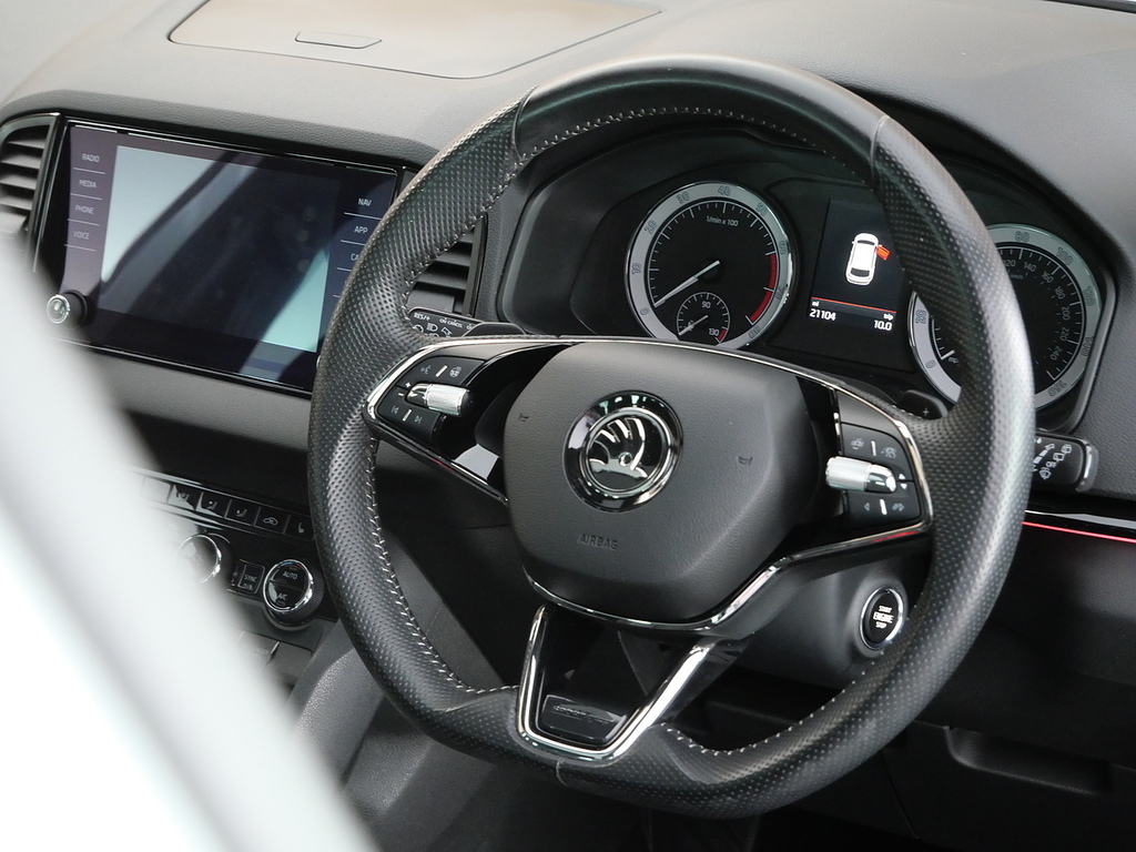 Skoda Karoq 1.5 Tsi Se Silver #20