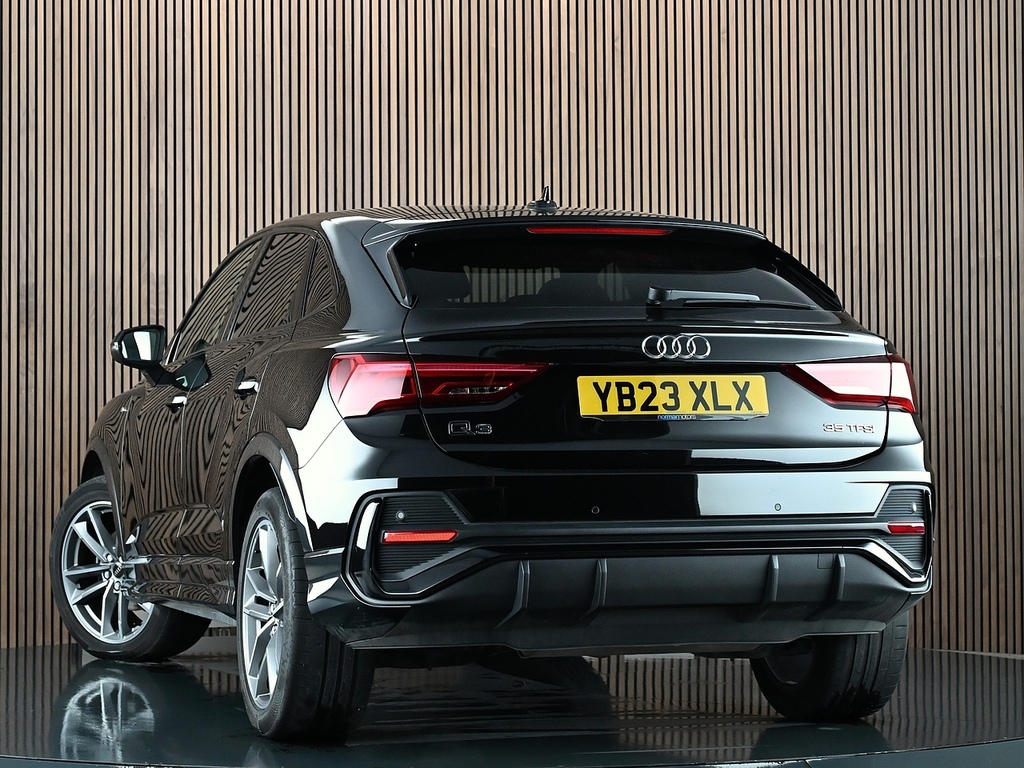 Audi Q3 Tfsi Cod Black Edition Black #2