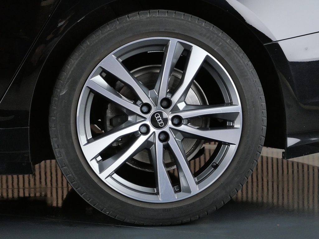 Audi A6 Saloon Tdi Black Edition Grey #41