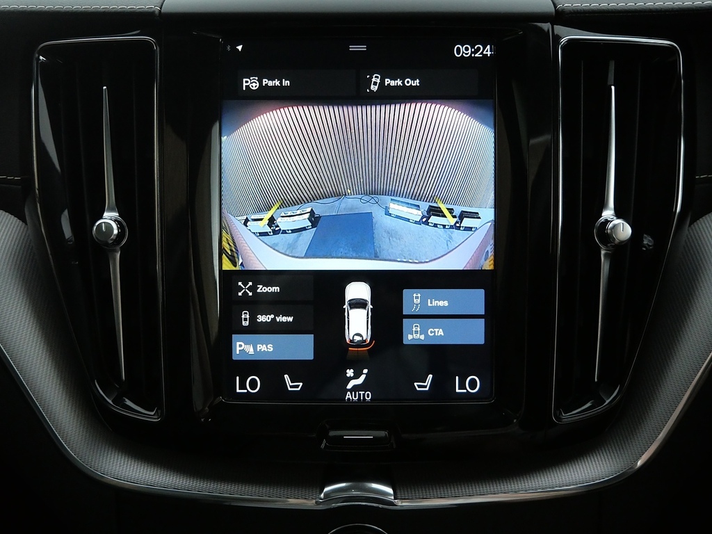 Volvo XC60 T5 Awd R-design Grey #32
