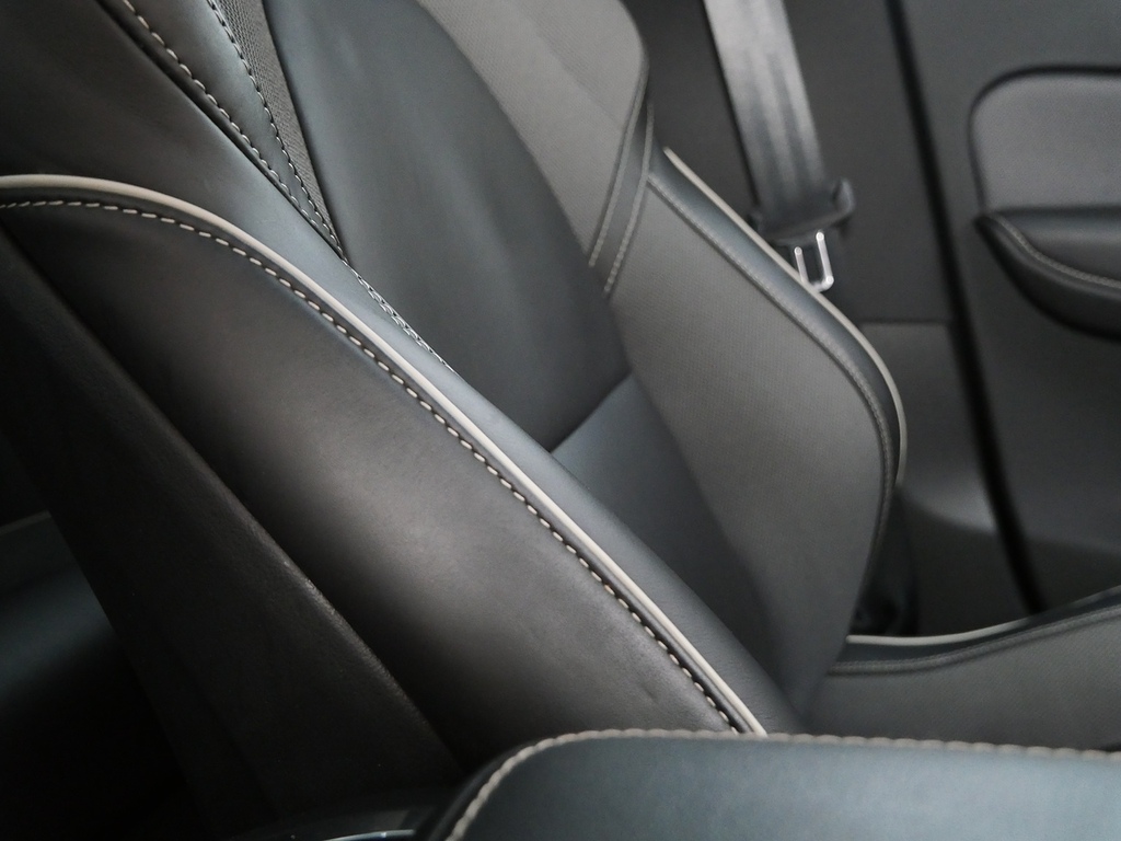 Volvo XC60 T5 Awd R-design Grey #27