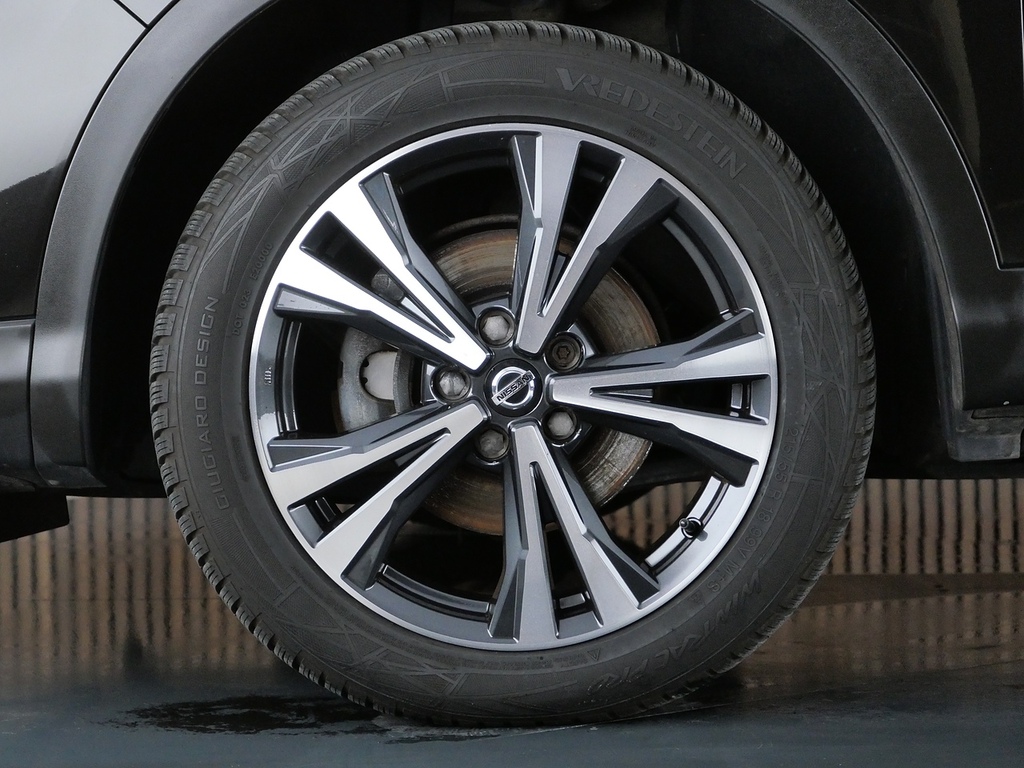 Nissan Qashqai Acenta Premium Di Black #35