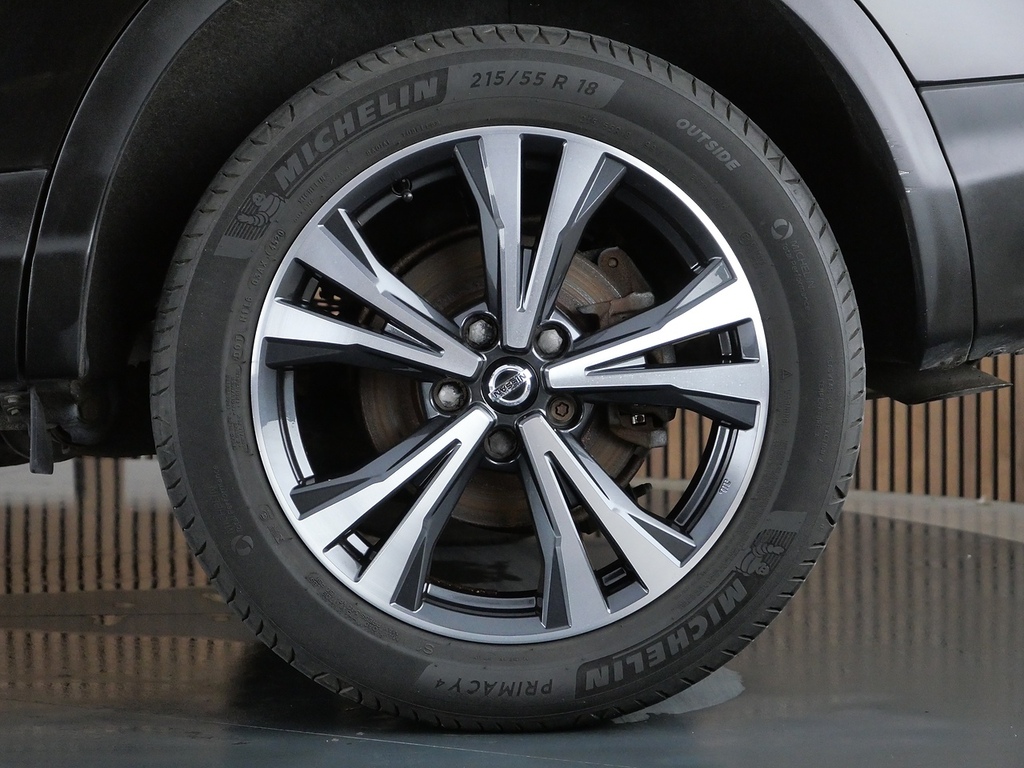 Nissan Qashqai Acenta Premium Di Black #36