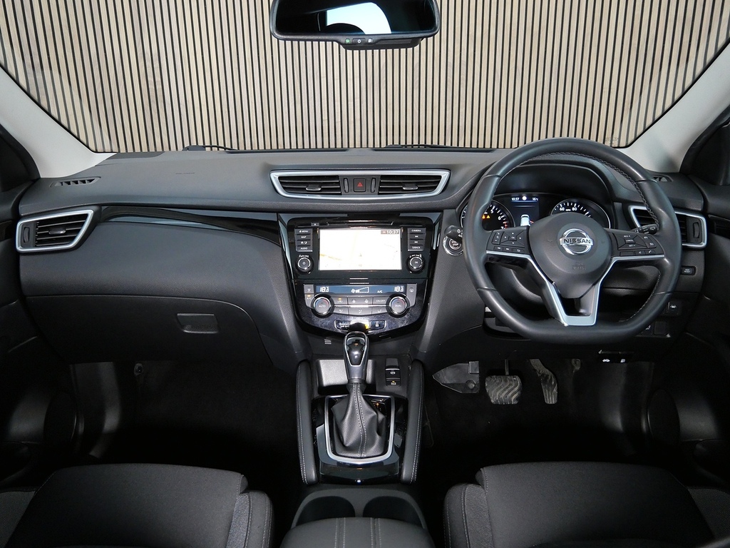 Nissan Qashqai Acenta Premium Di Black #26