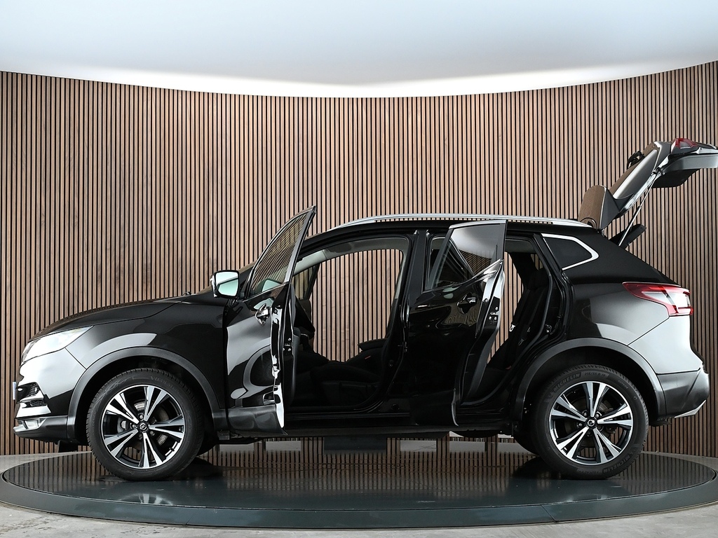 Nissan Qashqai Acenta Premium Di Black #18
