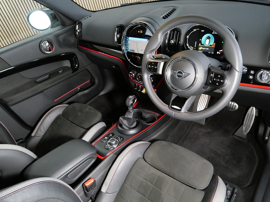 Mini Countryman 1.5 10Kwh Cooper Se Sport Suv Plug-in H Black #3