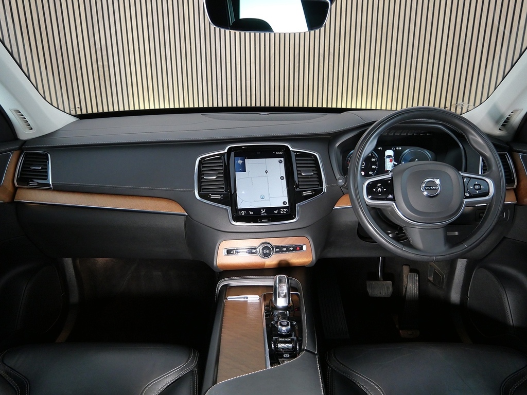Volvo XC90   #29