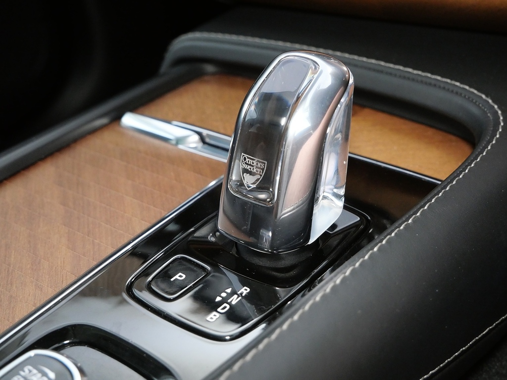 Volvo XC90   #36