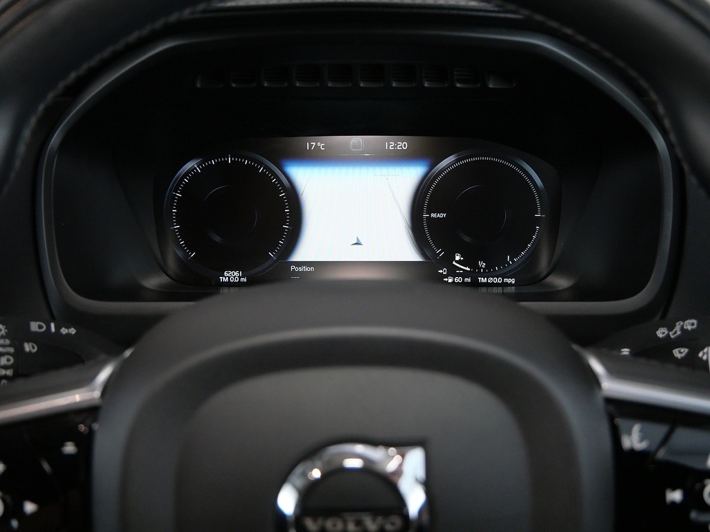 Volvo XC90   #22