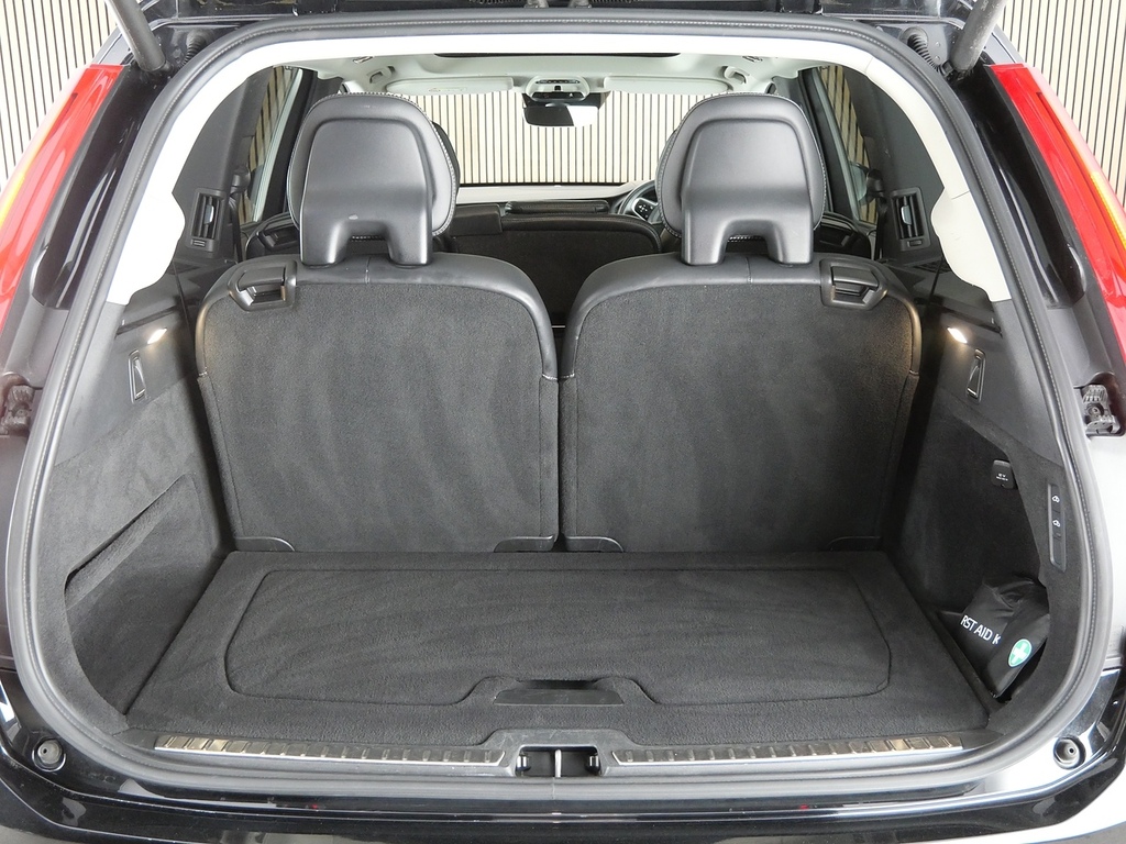 Volvo XC90   #45