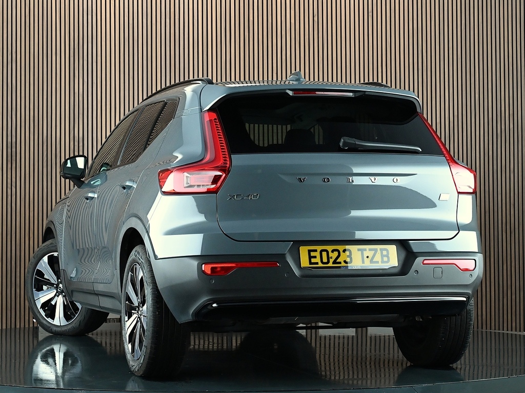 Volvo XC40 1.5H T5 Recharge 10.7Kwh Ultimate Dark Suv Pet Grey #2