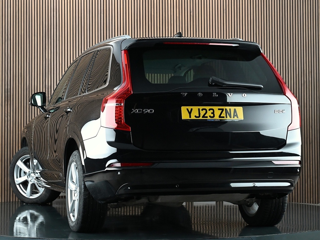Volvo XC90 2.0 B5 Mhev Core Suv Hybrid 4Wd Eu YJ23ZNA Black #2