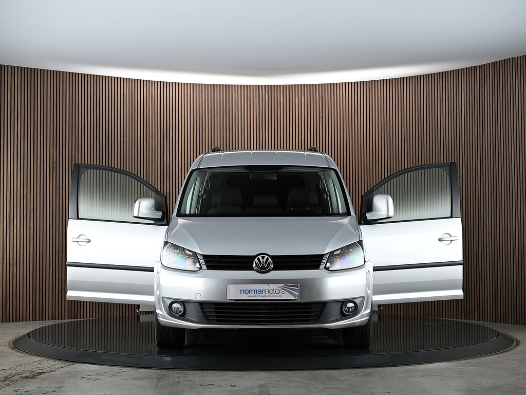 Volkswagen Caddy Maxi Life 1.6L Null Red #14
