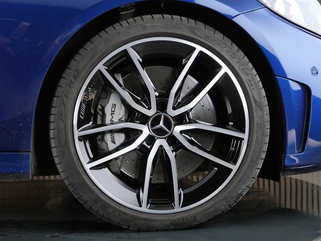 Mercedes-Benz C Class Amg Line Silver #42