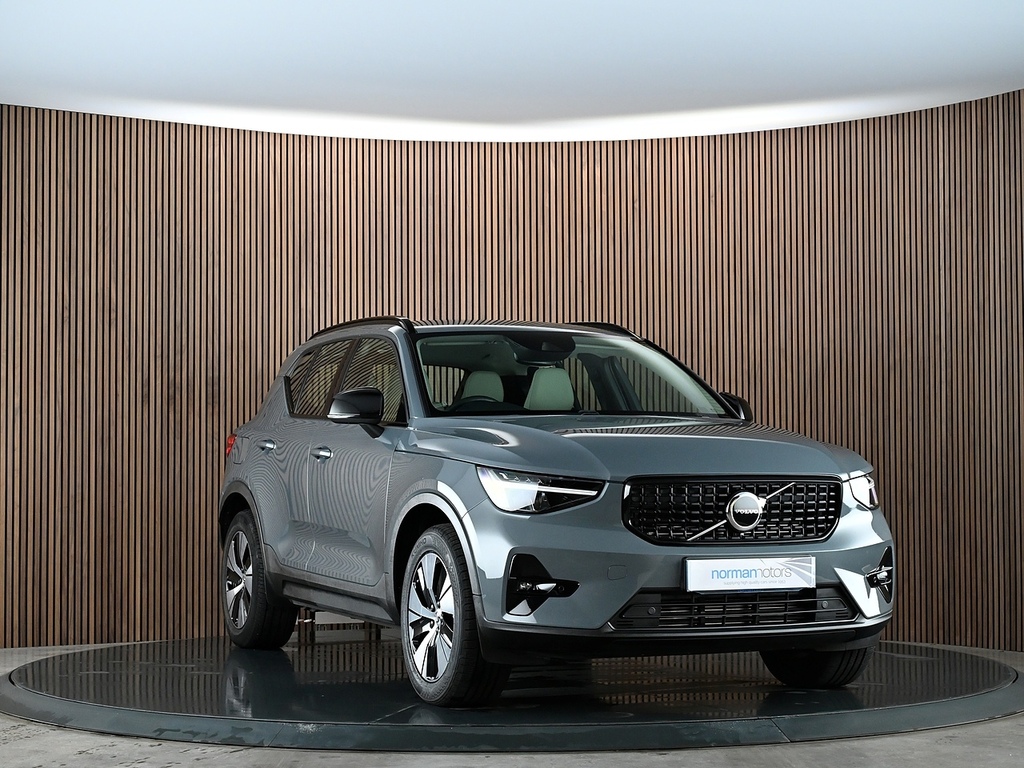 Volvo XC40 1.5H T4 Recharge 10.7Kwh Plus Suv Plug- Grey #4