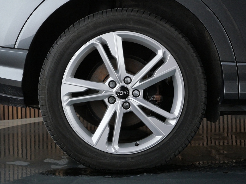 Audi Q3 S Line 45 Tfsi E 245 Ps S Tronic Black #40