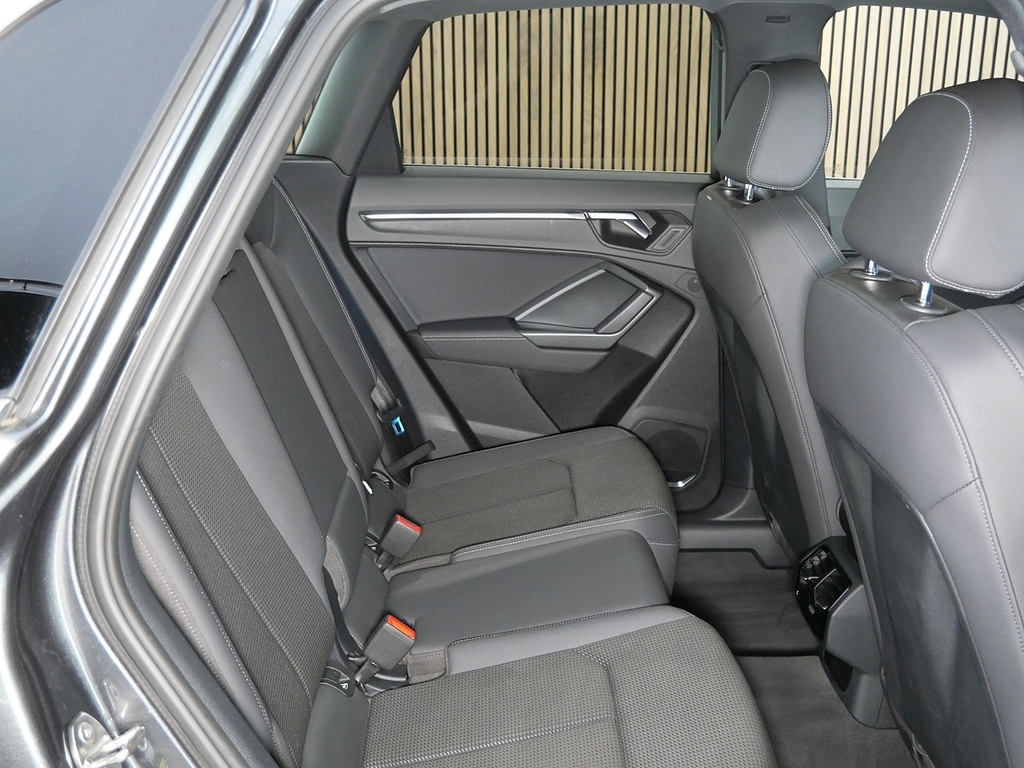 Audi Q3 S Line 45 Tfsi E 245 Ps S Tronic Black #30