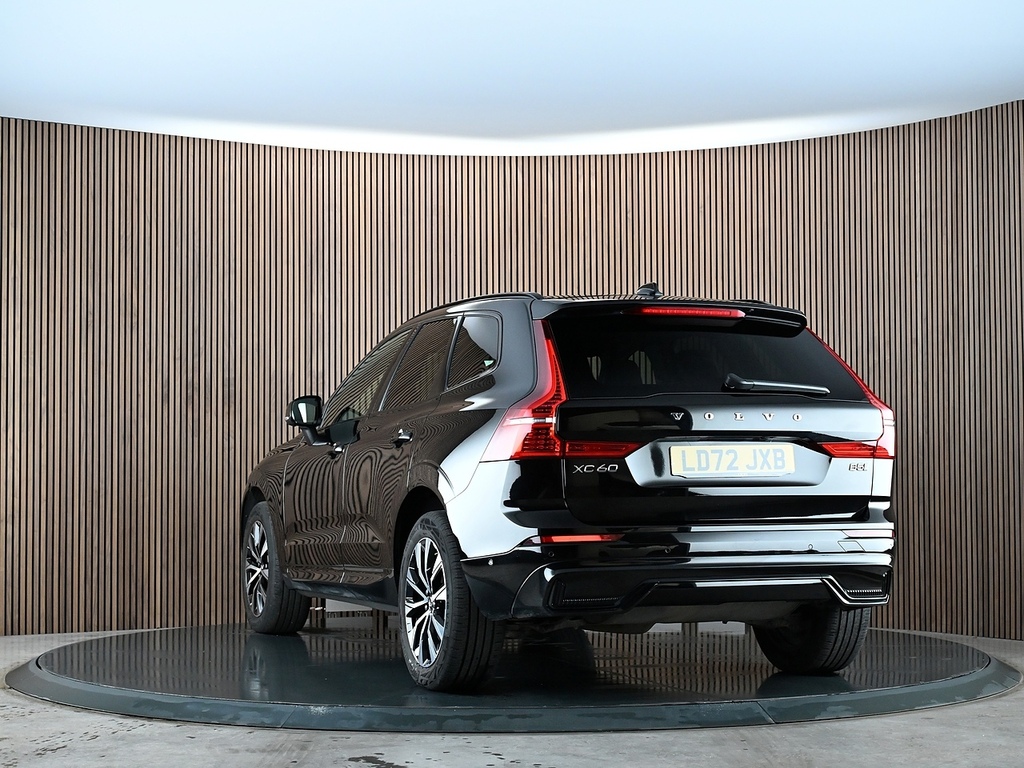 Volvo XC60 2.0 B5 Mhev Plus Suv Hybrid Awd Eu Black #5