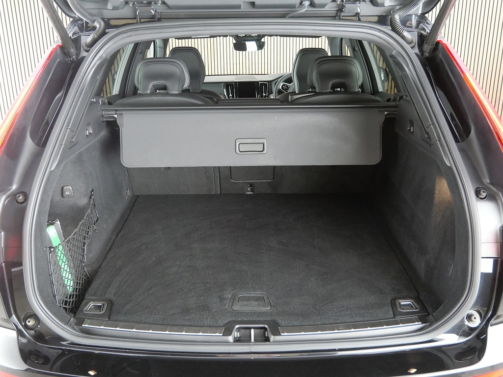 Volvo XC60 Xc60 B4 Mhev Awd Silver #40