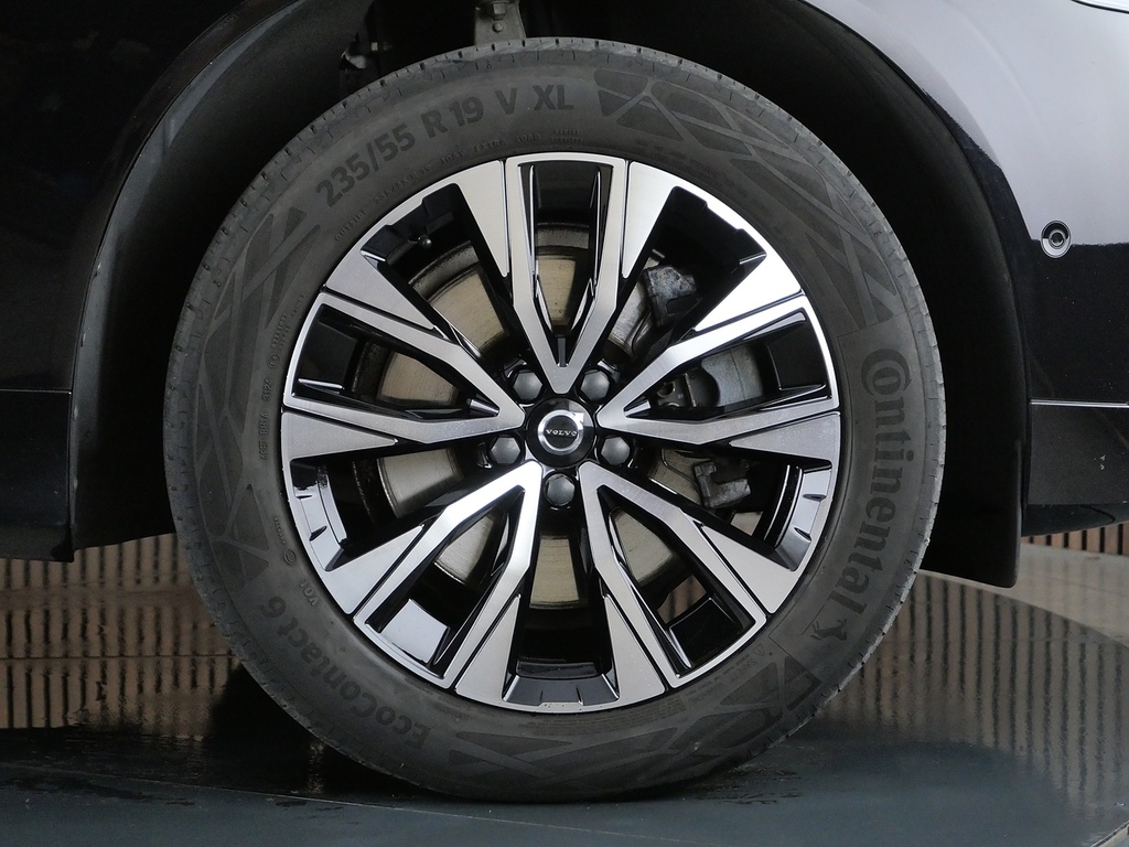 Volvo XC60 Xc60 B4 Mhev Awd Silver #39