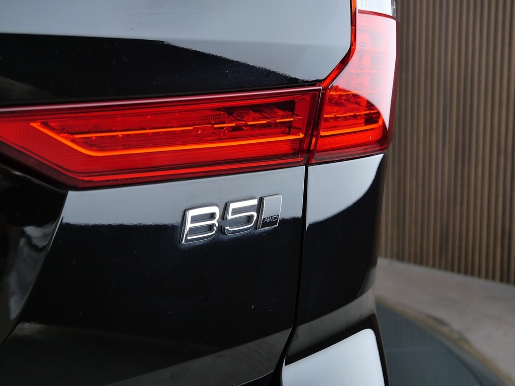 Volvo XC60 Xc60 B4 Mhev Awd Silver #36
