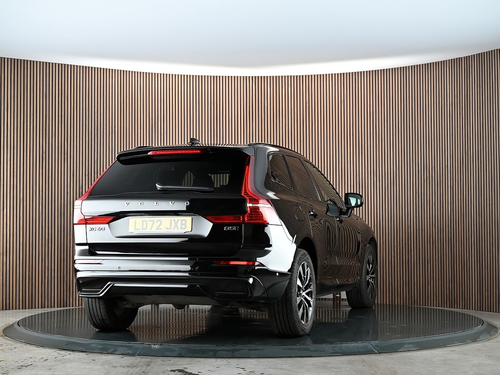 Volvo XC60 2.0 B5 Mhev Plus Suv Hybrid Awd Eu Black #6