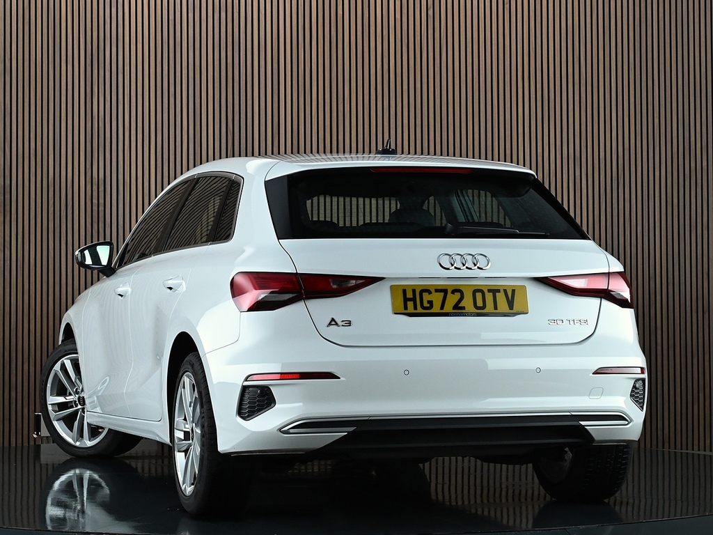 Audi A3 1.0 Tfsi 30 Sport Sportback Euro White #2
