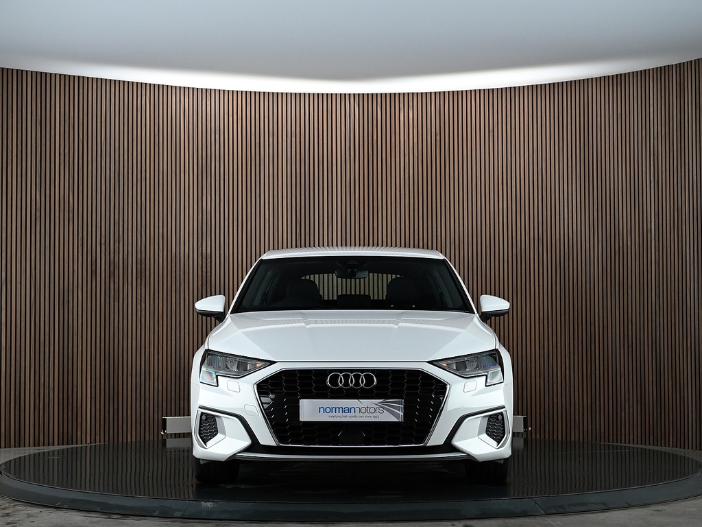 Audi A3 1.0 Tfsi 30 Sport Sportback Euro White #5
