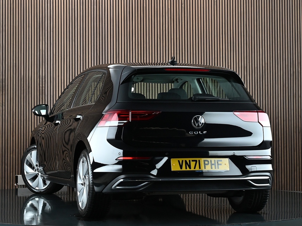 Volkswagen Golf 2.0 Tdi Style Hatchback Dsg Euro 6 Ss VN71PHF Black #2