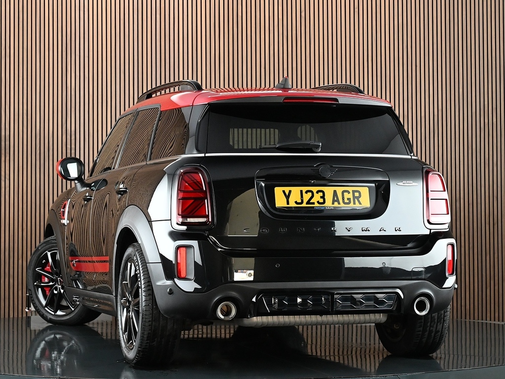 Mini Countryman 2.0 John Cooper Works Suv All4 Eur YJ23AGR Black #2