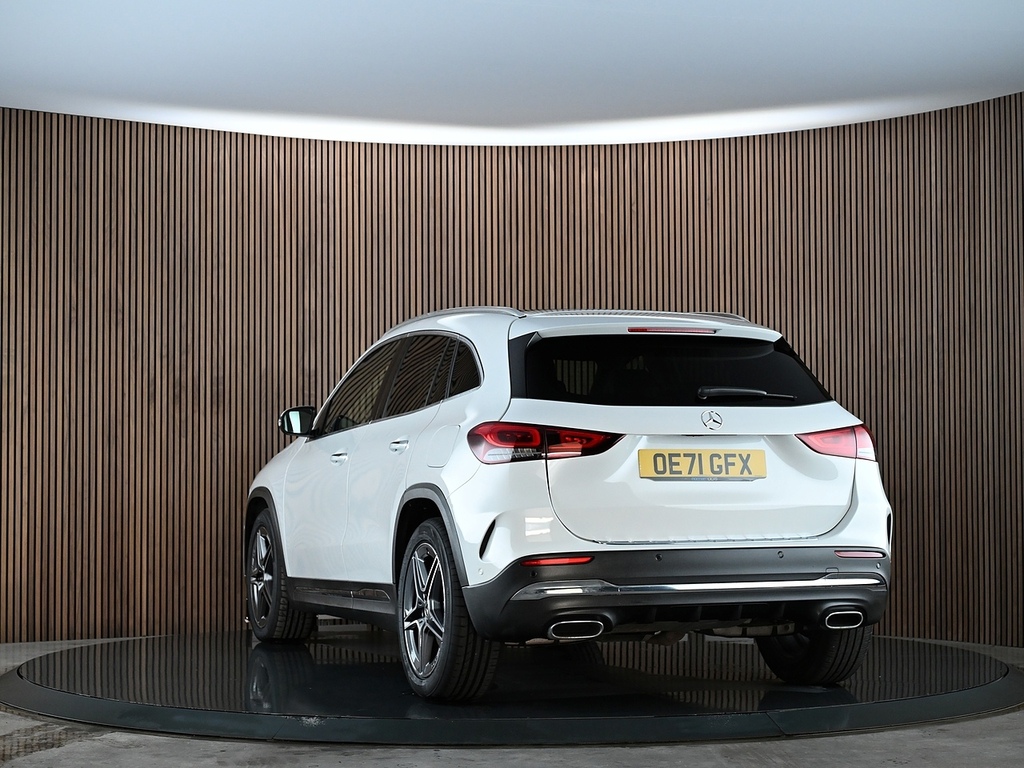Mercedes-Benz GLA Class 180 Amg Line Premium 2022 White #7