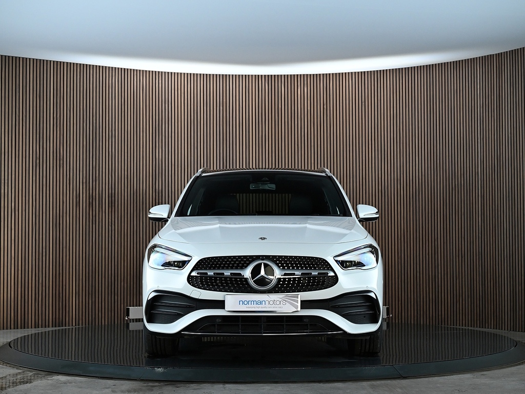 Mercedes-Benz GLA Class 2.0 Gla250 Amg Line Premium Plus Suv White #5