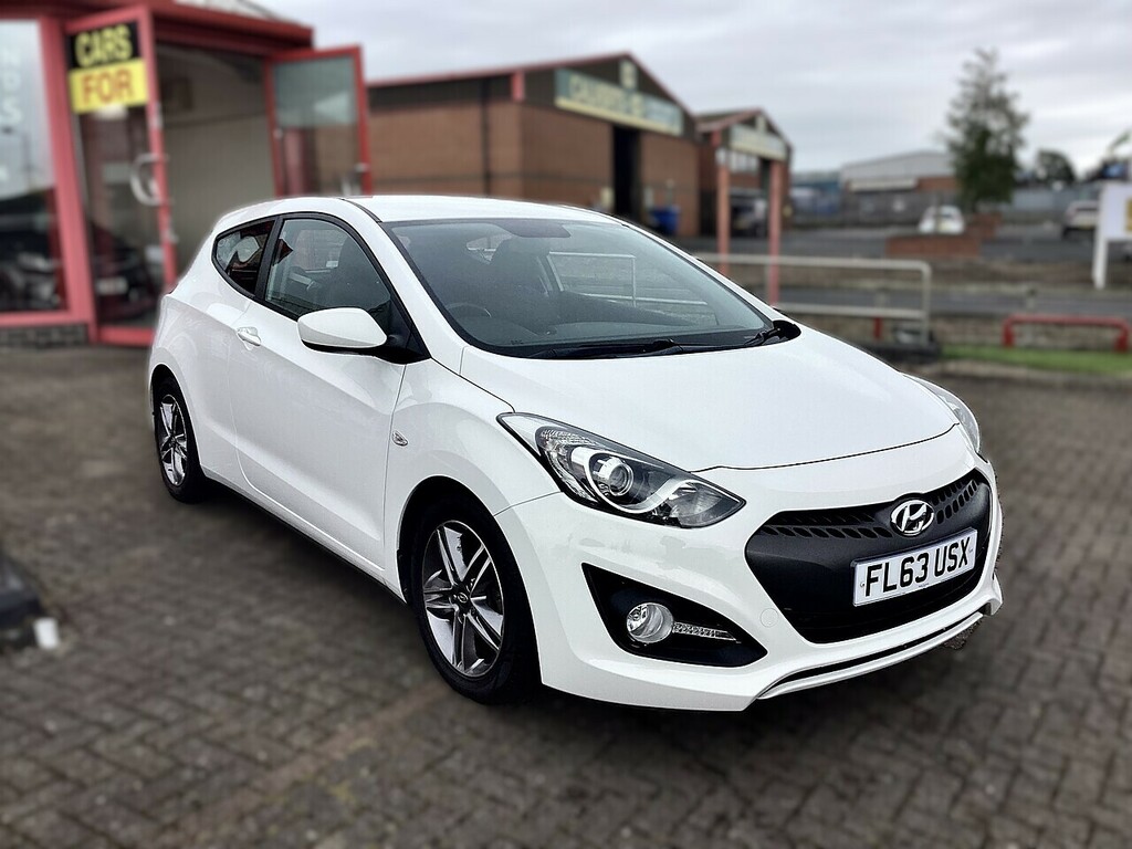 Hyundai I30 Active White #3