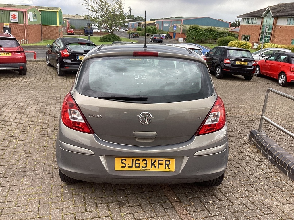 Vauxhall Corsa Se White #8