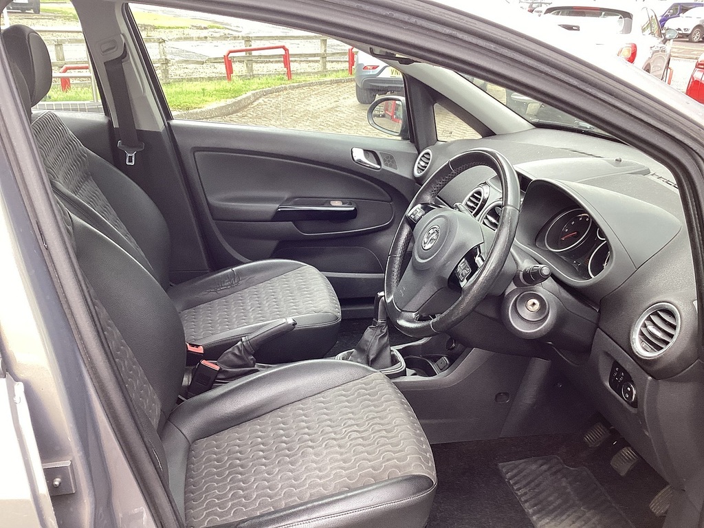 Vauxhall Corsa Se White #10