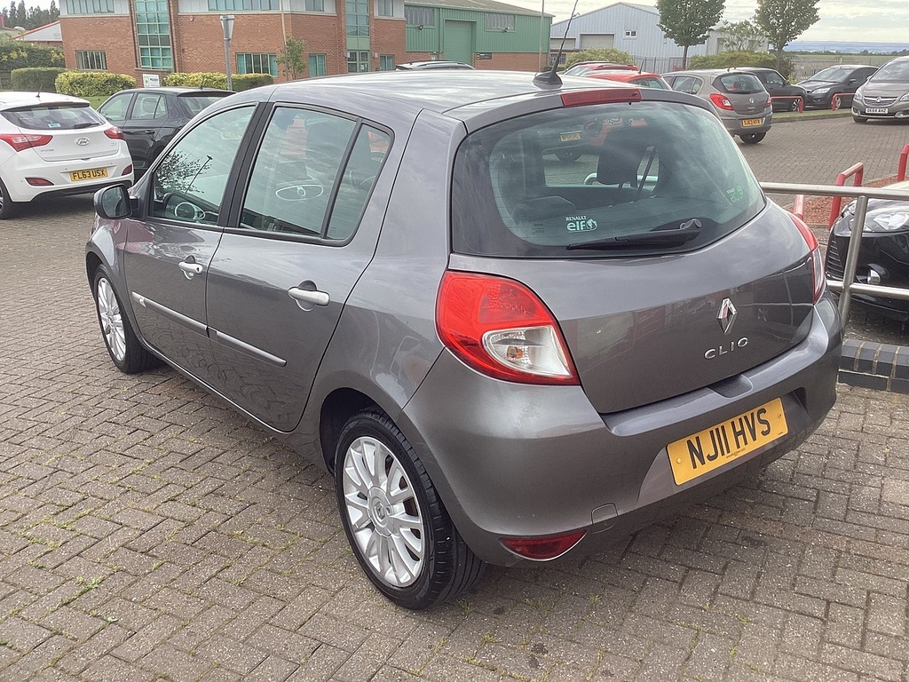 Renault Clio Dynamique Tomtom Grey #6